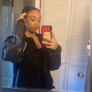 Meet your Posher, Karina